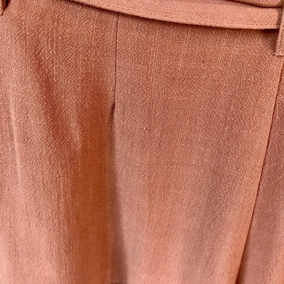 LINEN BLEND PAPER-BAG SHORTS IN DUSTY PEACH - Picture 7 of 9